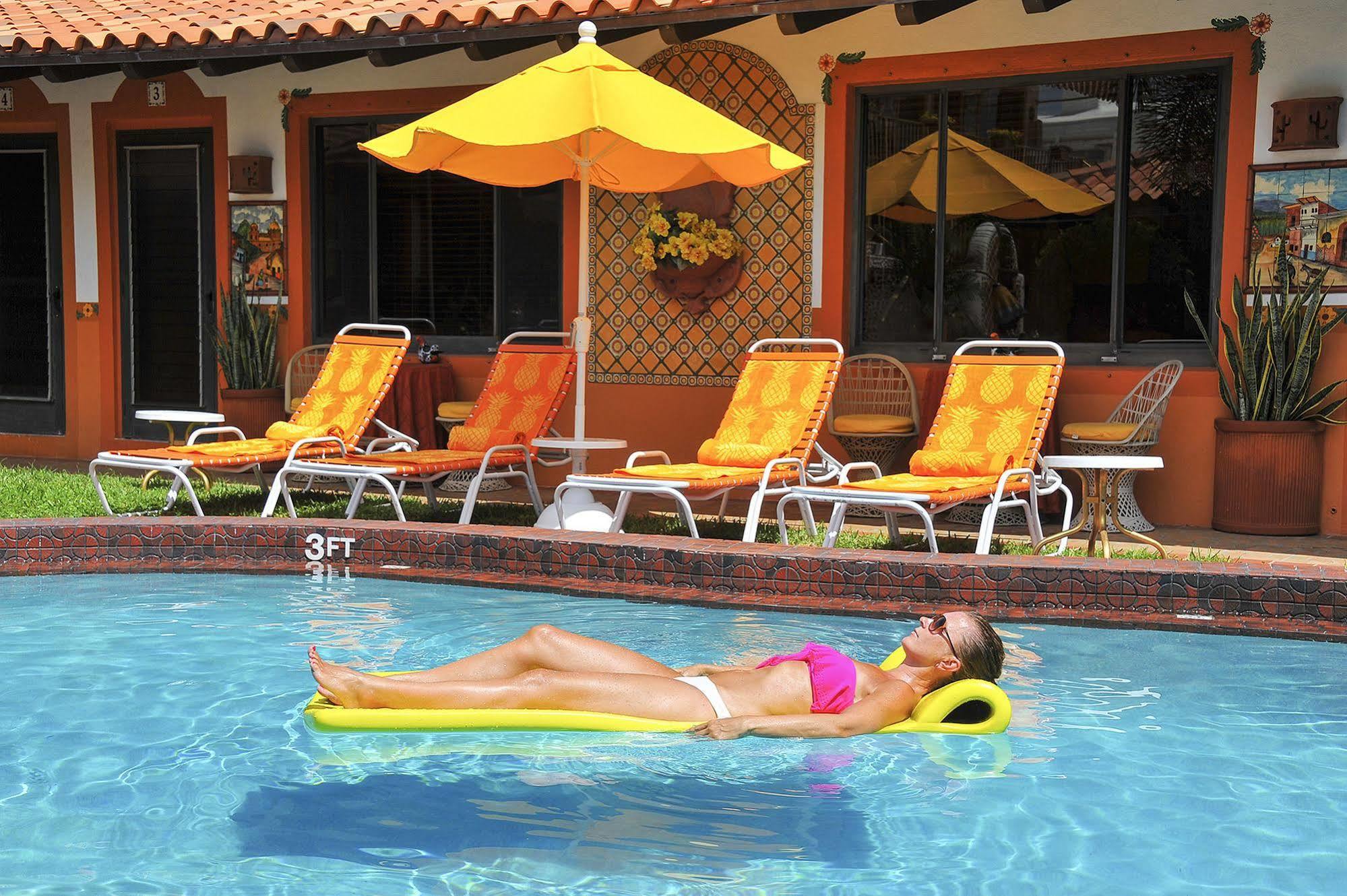 מלון Lauderdale-by-the-Sea Blue Seas Courtyard מראה חיצוני תמונה